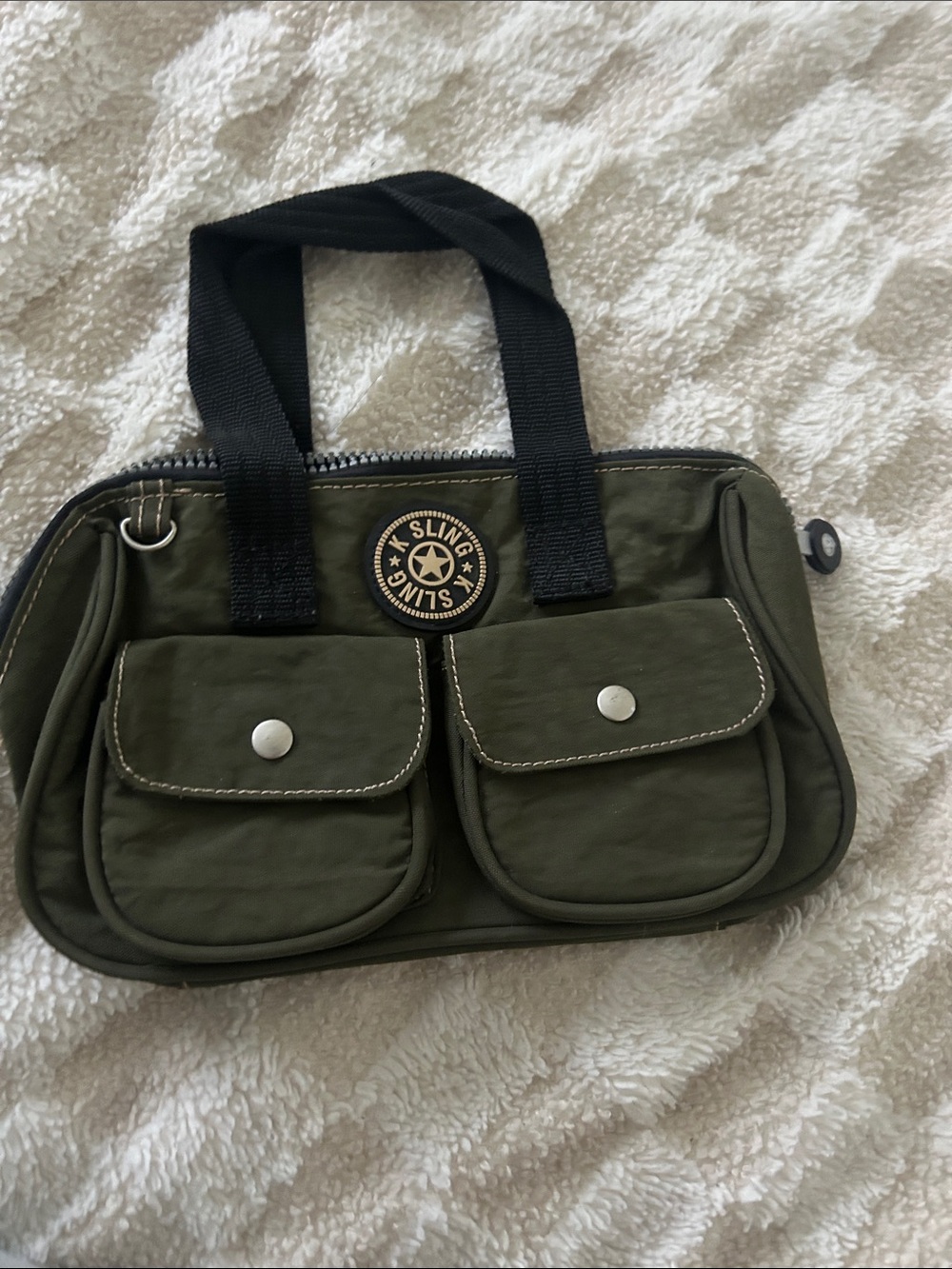 Olive Green small 2000s hand bad